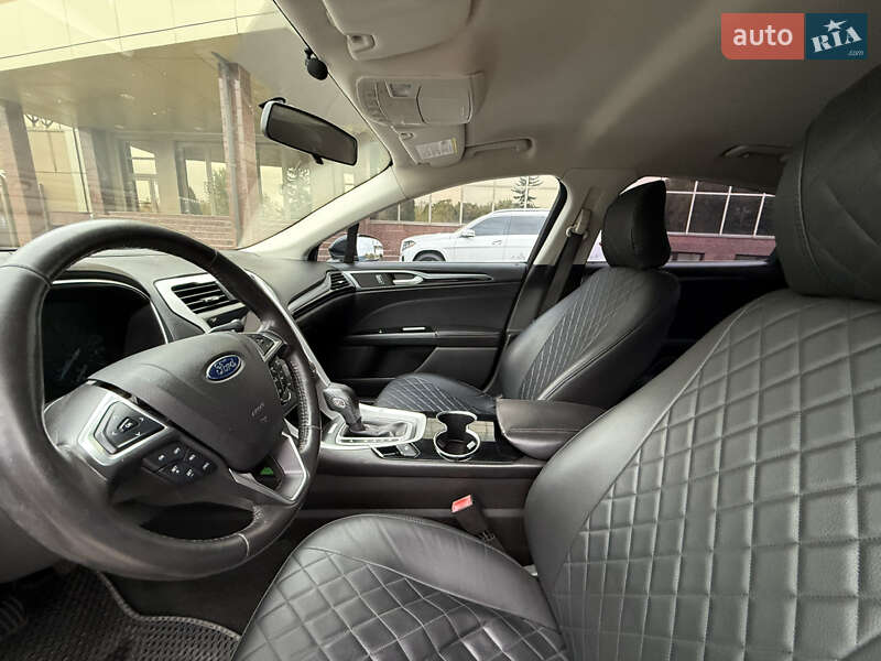 Седан Ford Fusion 2015 в Киеве