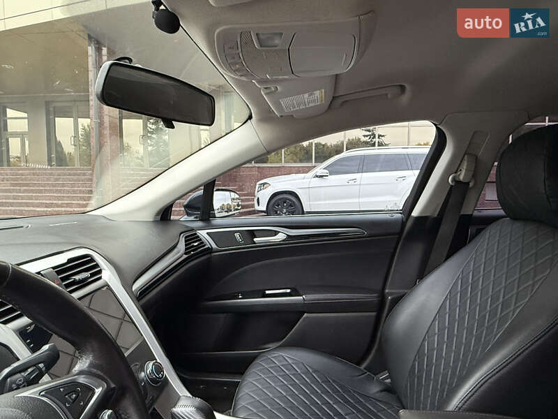 Седан Ford Fusion 2015 в Киеве
