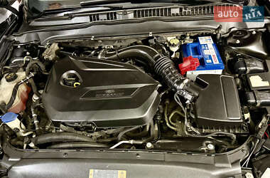 Седан Ford Fusion 2013 в 