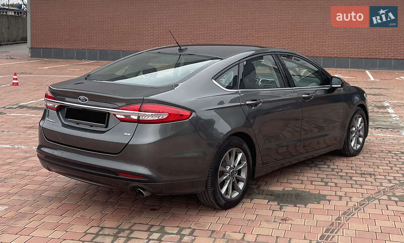 Седан Ford Fusion 2017 в Одесі