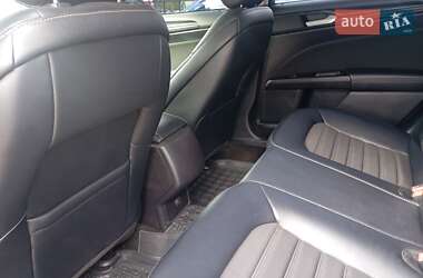 Седан Ford Fusion 2018 в 