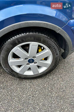 Хэтчбек Ford Fusion 2008 в 