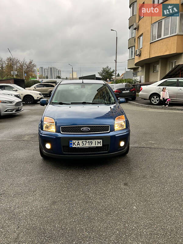 Хетчбек Ford Fusion 2008 в Києві фото 8 Хетчбек Ford Fusion 2008 в Києві