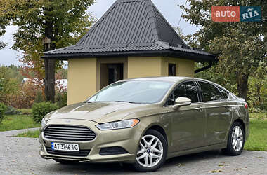 Седан Ford Fusion 2012 в 