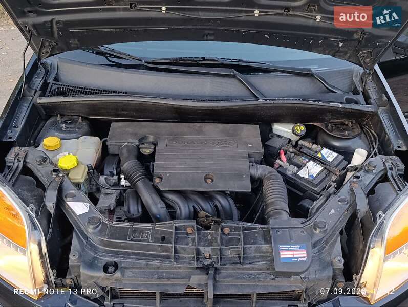 Хэтчбек Ford Fusion 2005 в Радомышле