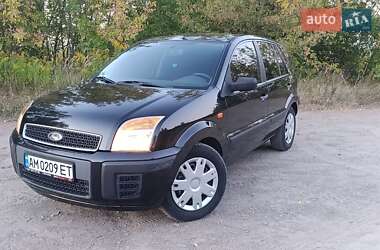 Хетчбек Ford Fusion 2005 в  фото 49 Хетчбек Ford Fusion 2005 в