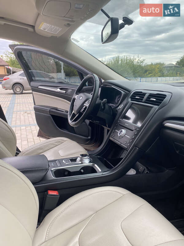 Седан Ford Fusion 2016 в Измаиле фото 17 Седан Ford Fusion 2016 в Измаиле