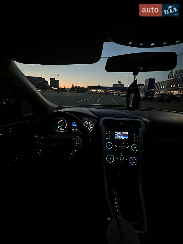 Седан Ford Fusion 2013 в Сумах