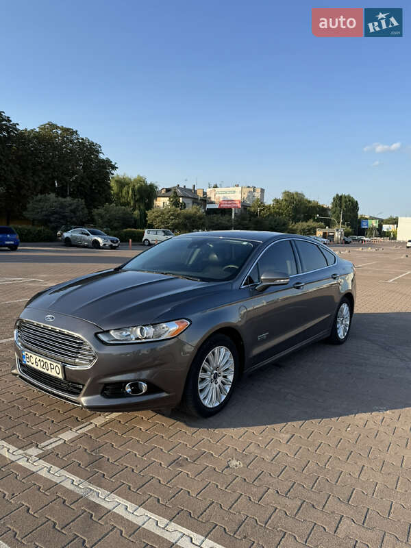 Седан Ford Fusion 2014 в Житомирі