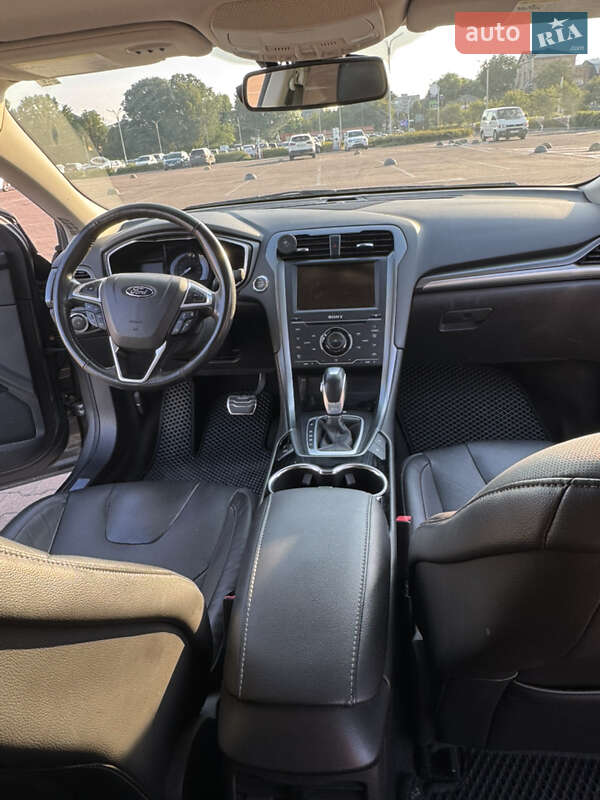 Седан Ford Fusion 2014 в Житомирі