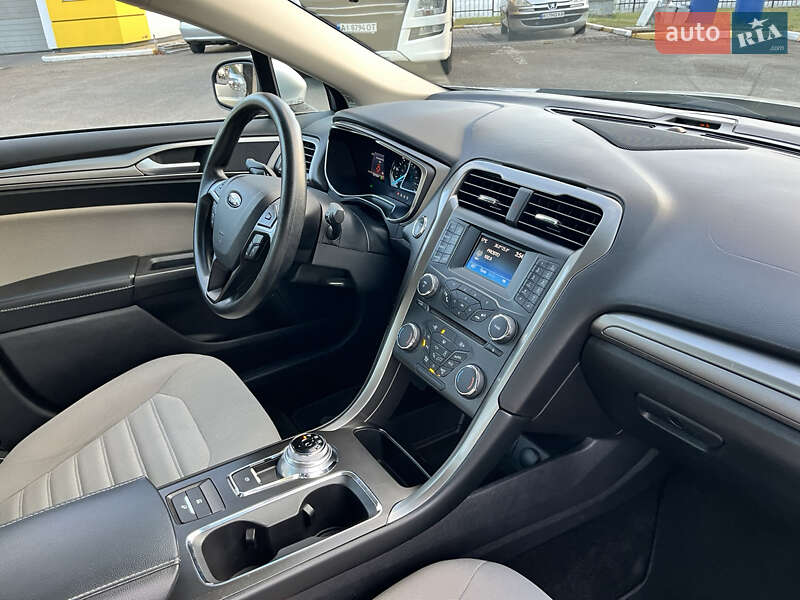 Седан Ford Fusion 2017 в Киеве