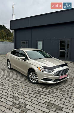Седан Ford Fusion 2017 в Малине