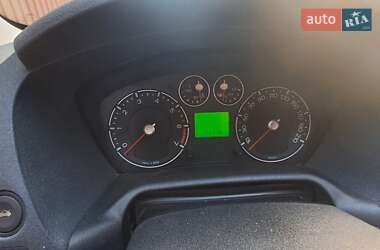 Хэтчбек Ford Fusion 2006 в 