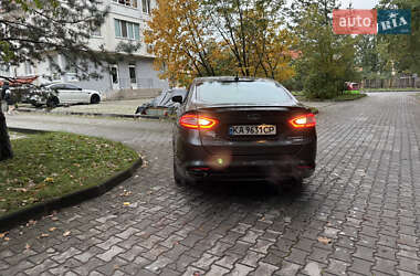 Седан Ford Fusion 2015 в 