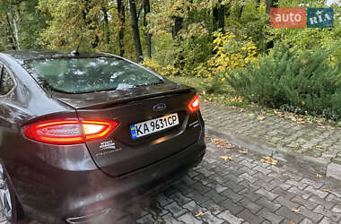 Седан Ford Fusion 2015 в 