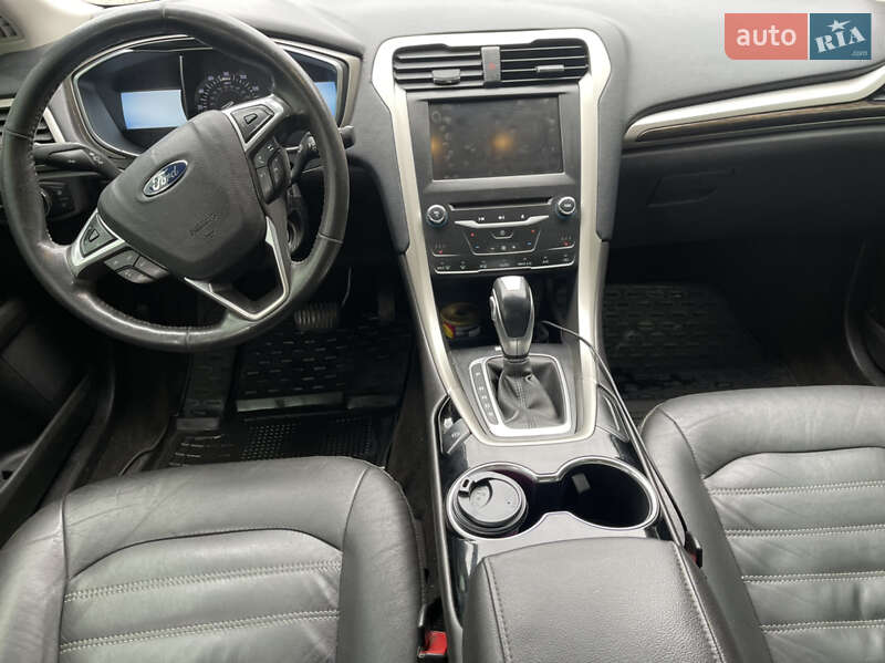 Седан Ford Fusion 2014 в Одесі