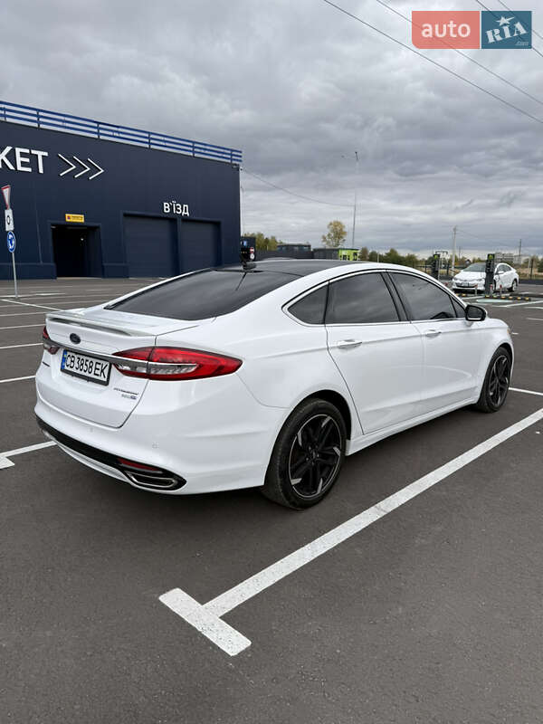 Седан Ford Fusion 2018 в Чернигове