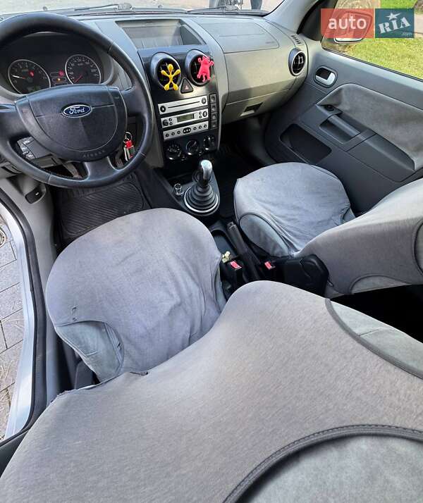 Хэтчбек Ford Fusion 2004 в Житомире фото 12 Хэтчбек Ford Fusion 2004 в Житомире