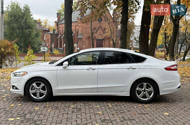 Седан Ford Fusion 2013 в  фото 11 Седан Ford Fusion 2013 в