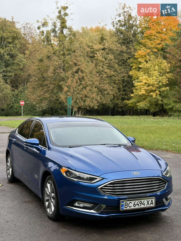 Седан Ford Fusion 2016 в Львові