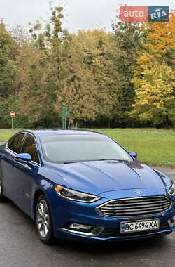 Седан Ford Fusion 2016 в 