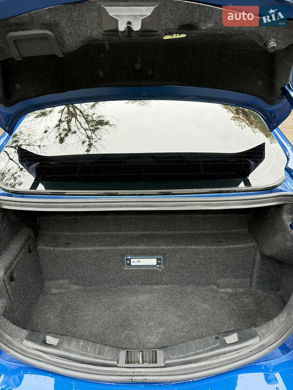 Седан Ford Fusion 2016 в Львові