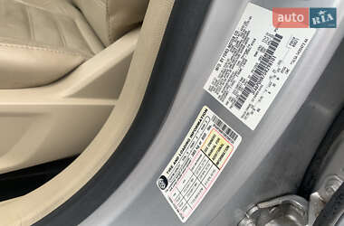 Седан Ford Fusion 2013 в 