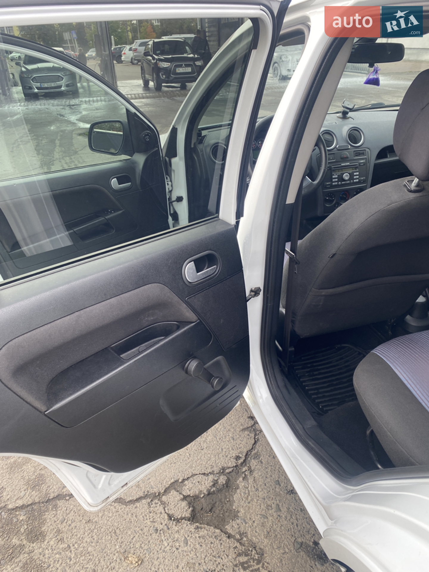 2011 Ford Fusion - мініатюра 14