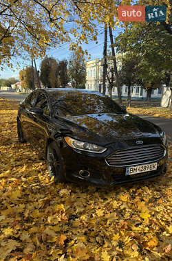 Седан Ford Fusion 2016 в 