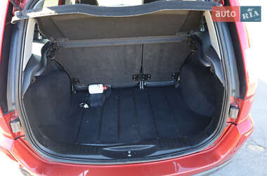 Хетчбек Ford Fusion 2010 в  фото 26 Хетчбек Ford Fusion 2010 в