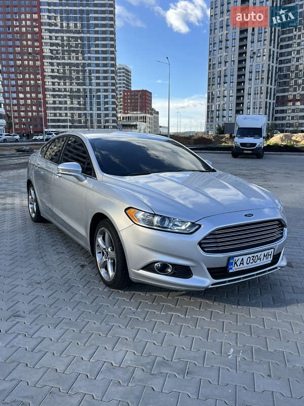 Седан Ford Fusion 2016 в Києві