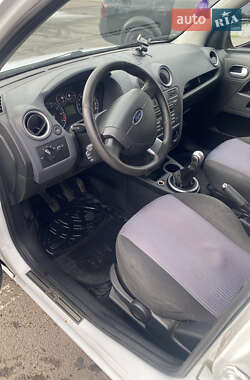 Хетчбек Ford Fusion 2011 в 