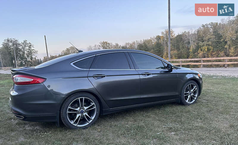 Седан Ford Fusion 2014 в Сумах