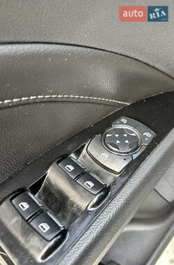 Седан Ford Fusion 2014 в 