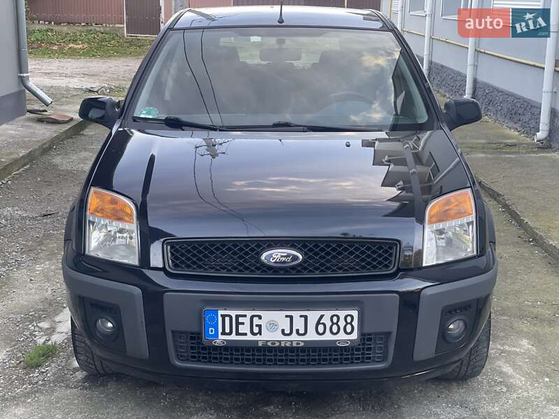 Хэтчбек Ford Fusion 2008 в Виннице