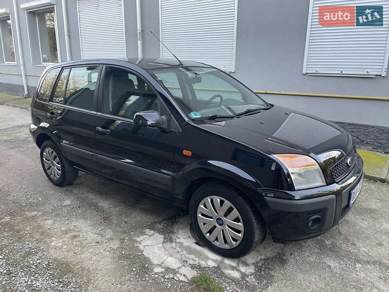 Хэтчбек Ford Fusion 2008 в Виннице