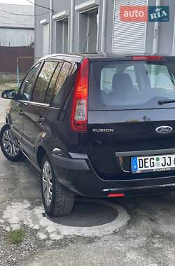 Хетчбек Ford Fusion 2008 в 