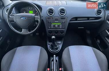 Хетчбек Ford Fusion 2008 в 