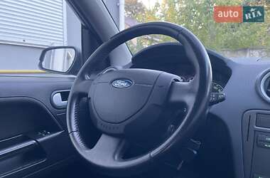 Хетчбек Ford Fusion 2008 в 