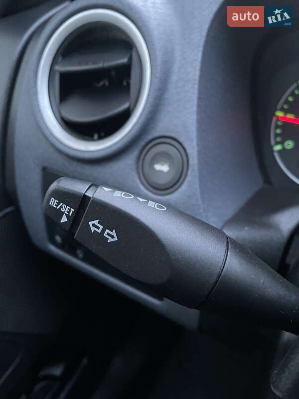 Хэтчбек Ford Fusion 2008 в Виннице