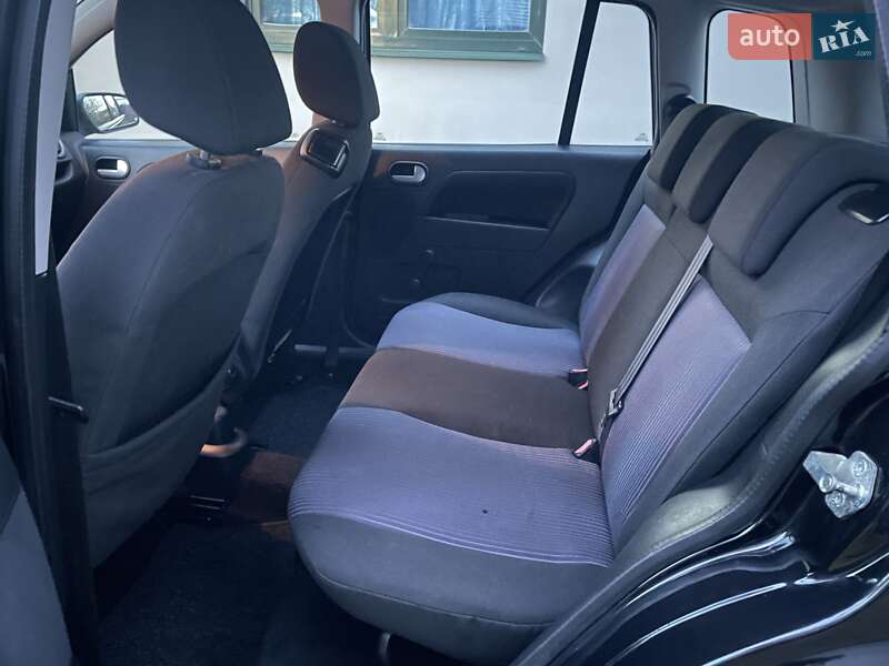 Хэтчбек Ford Fusion 2008 в Виннице