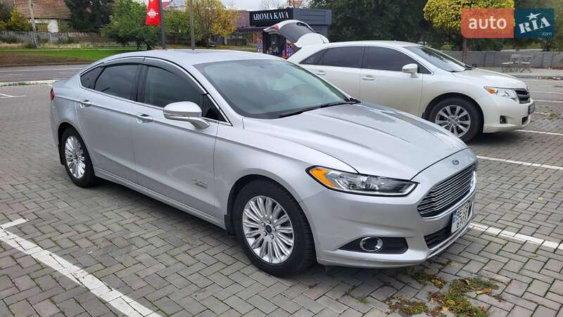 Седан Ford Fusion 2013 в Николаеве