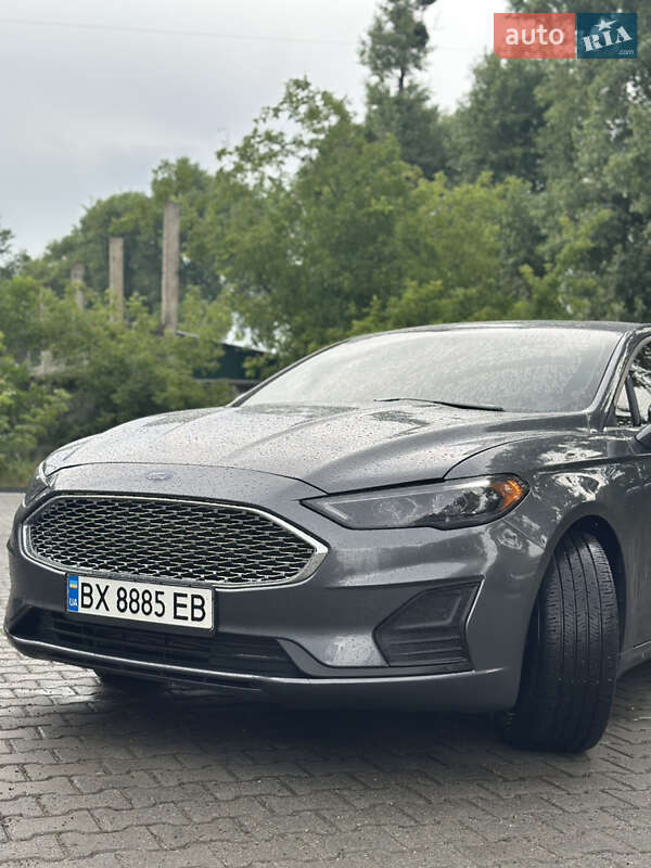 Седан Ford Fusion 2019 в Хмельницком