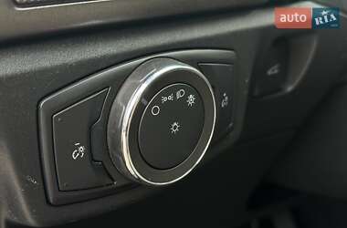 Седан Ford Fusion 2019 в 