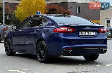 Седан Ford Fusion 2014 в  фото 12 Седан Ford Fusion 2014 в