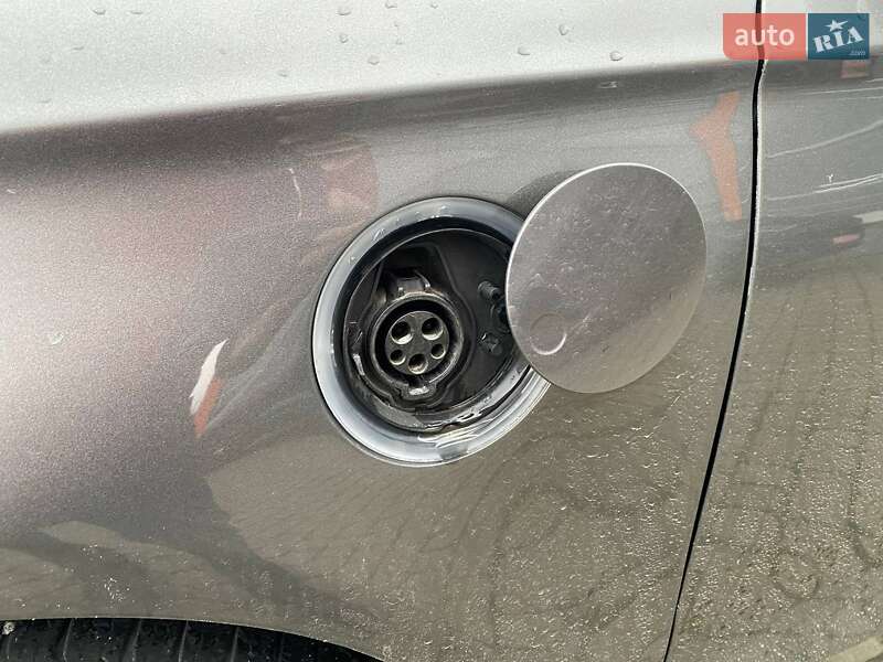 Седан Ford Fusion 2013 в Львове фото 5 Седан Ford Fusion 2013 в Львове