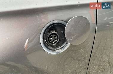 Седан Ford Fusion 2013 в 