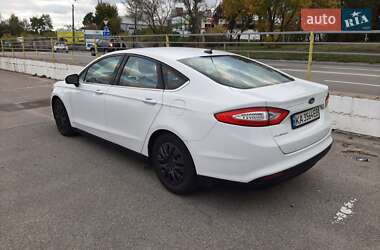 Седан Ford Fusion 2014 в 