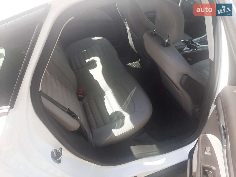 Седан Ford Fusion 2014 в Києві