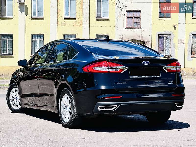 Седан Ford Fusion 2020 в Днепре
